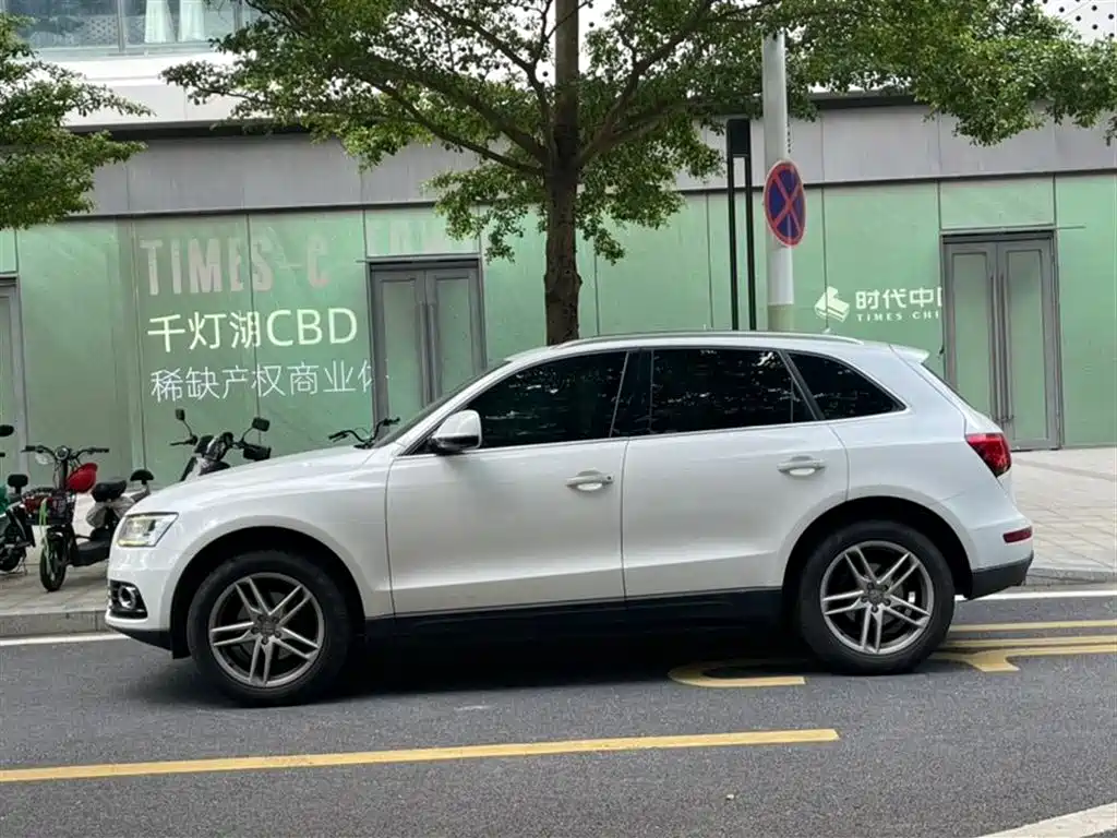 Audi Q5 2016 40 TFSI Technology Model фото 6