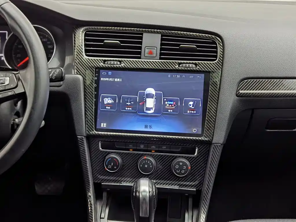 Volkswagen Golf 2018 1.6L Automatic Comfort фото 12