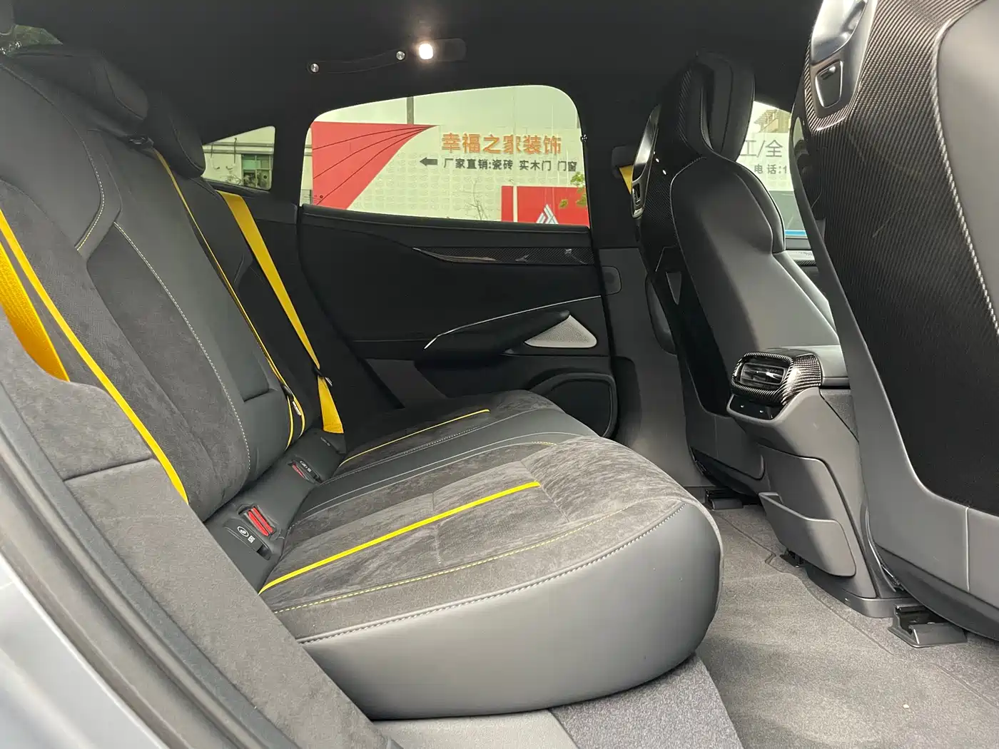 XIAOMI CAR XIAOMI SU7 ULTRA