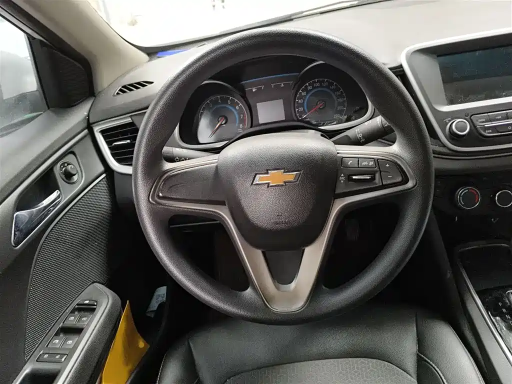 Chevrolet Cavalier 2019 320 Automatic Joy Edition фото 3