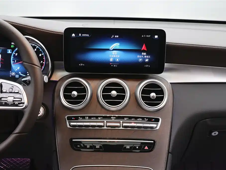 Mercedes-Benz GLC 2021 GLC 260 L 4MATIC Luxury фото 18