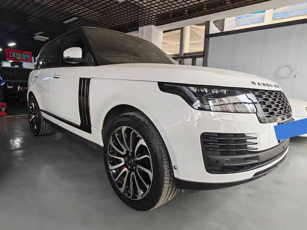 Land Rover Range Rover 2015 3.0 TDV6 Vogue фото 3