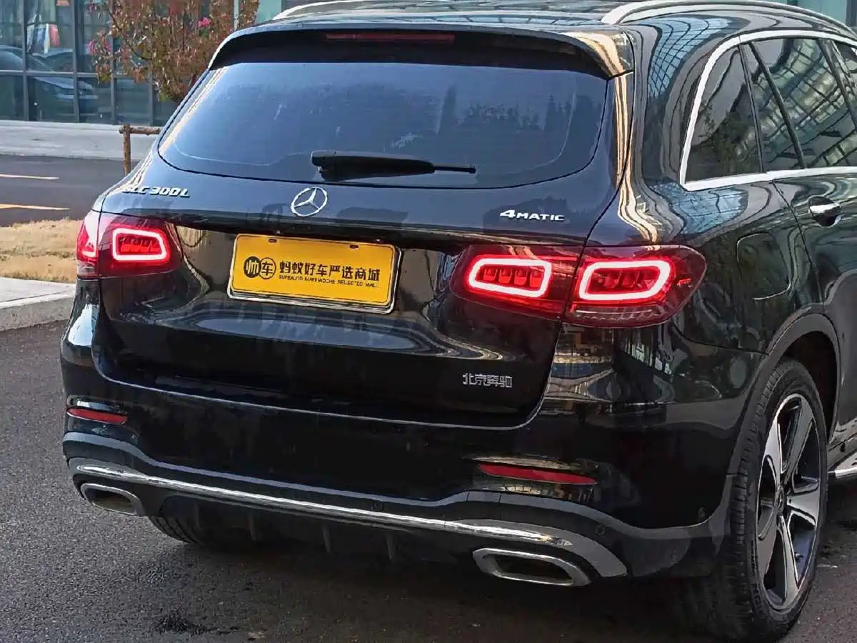 Mercedes-Benz GLC 2022 Facelift GLC 300 L 4MATIC Dynamic Collector's Edition фото 10