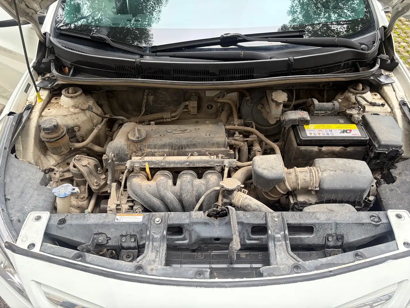Hyundai Reina 2014 1.4L Manual GLX фото 19