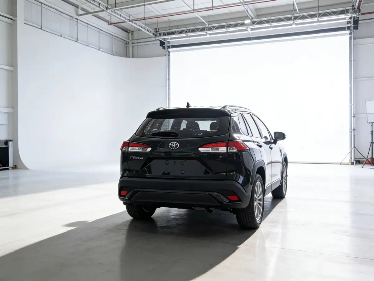 Toyota Frontlander 2023 2.0L CVT Leading Edition фото 7