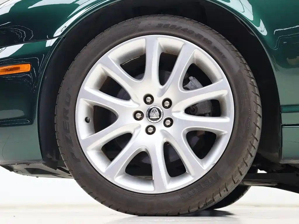 Jaguar XJ 2007 2005 Model XJ6L 3.0