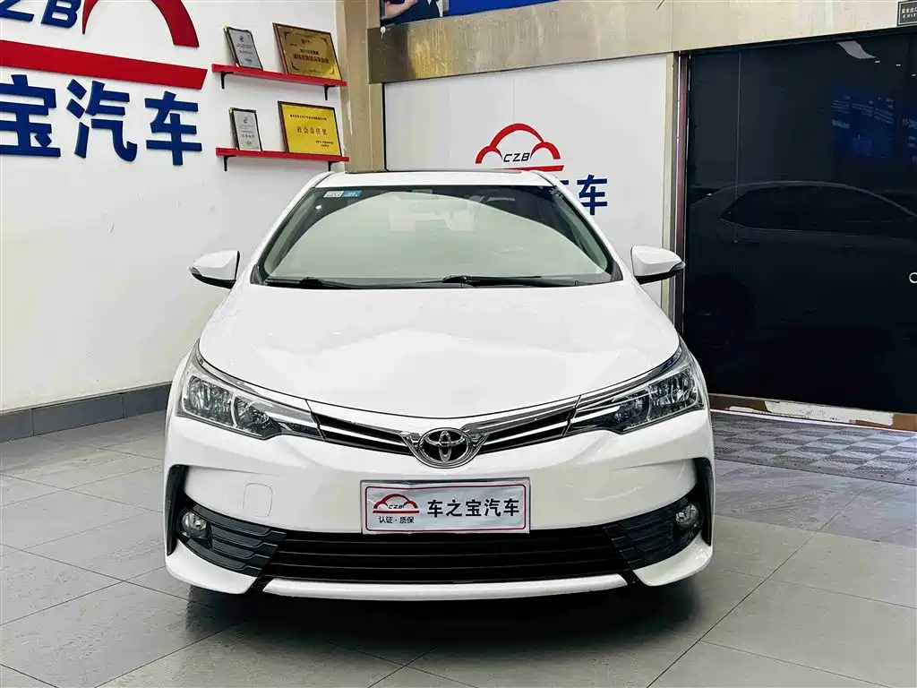 Toyota Corolla 2017 Facelift 1.2T S-CVT GL-i Leather Edition фото 2