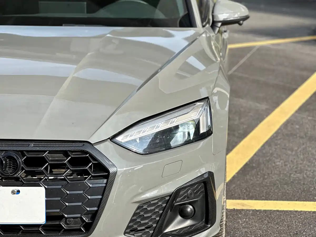 Фото 10 - Audi A5 (Import)