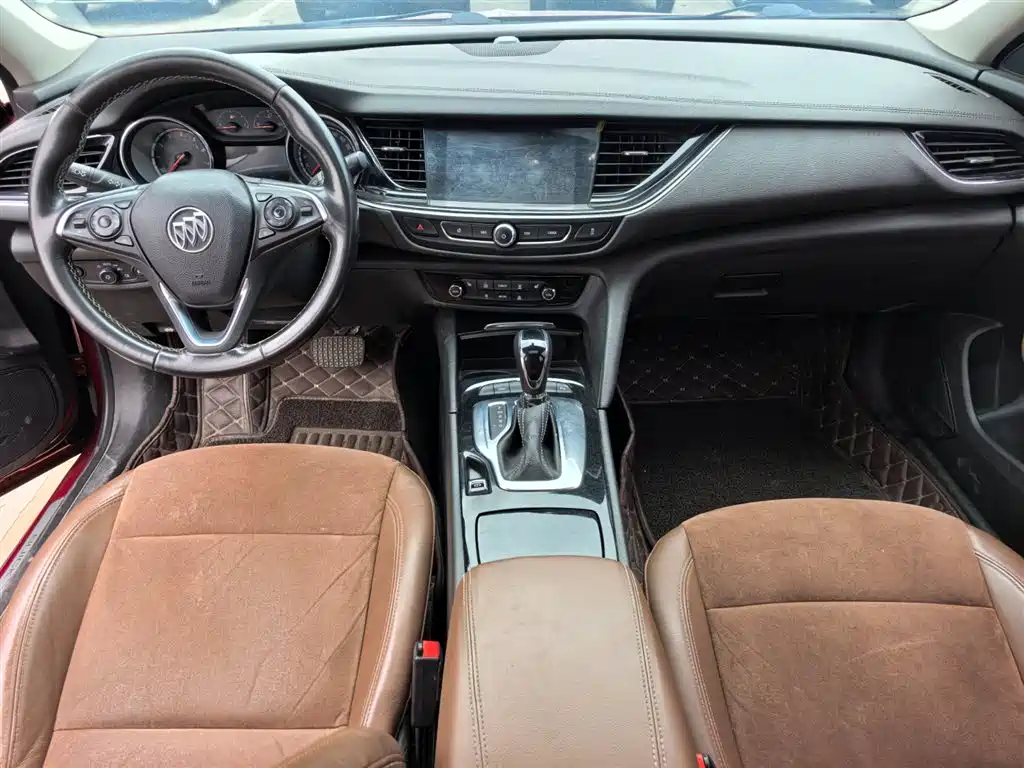 Buick Regal 2017 20T Elite Type фото 10