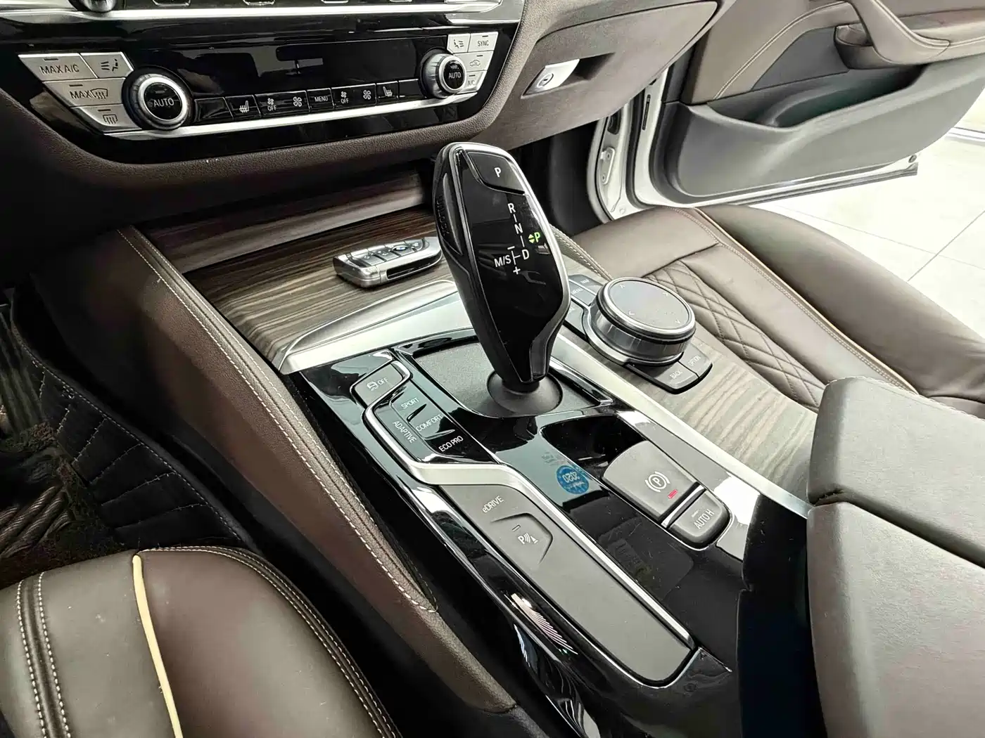 BMW 5 SERIES NEW ENERGY