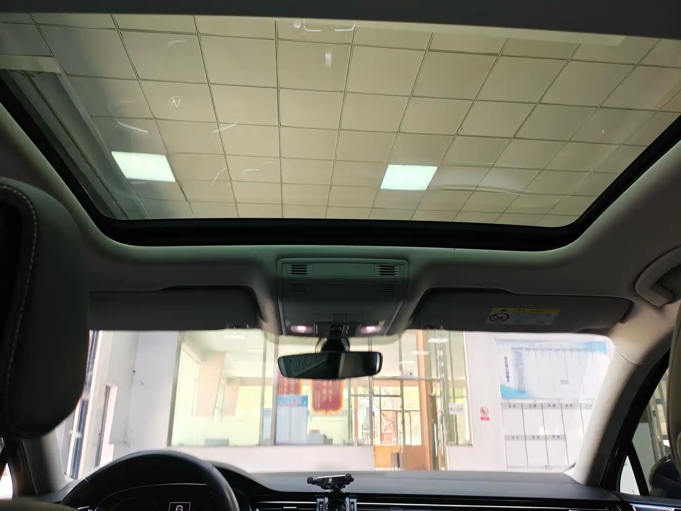 Volkswagen Magotan 2020 330TSI DSG Leading фото 10
