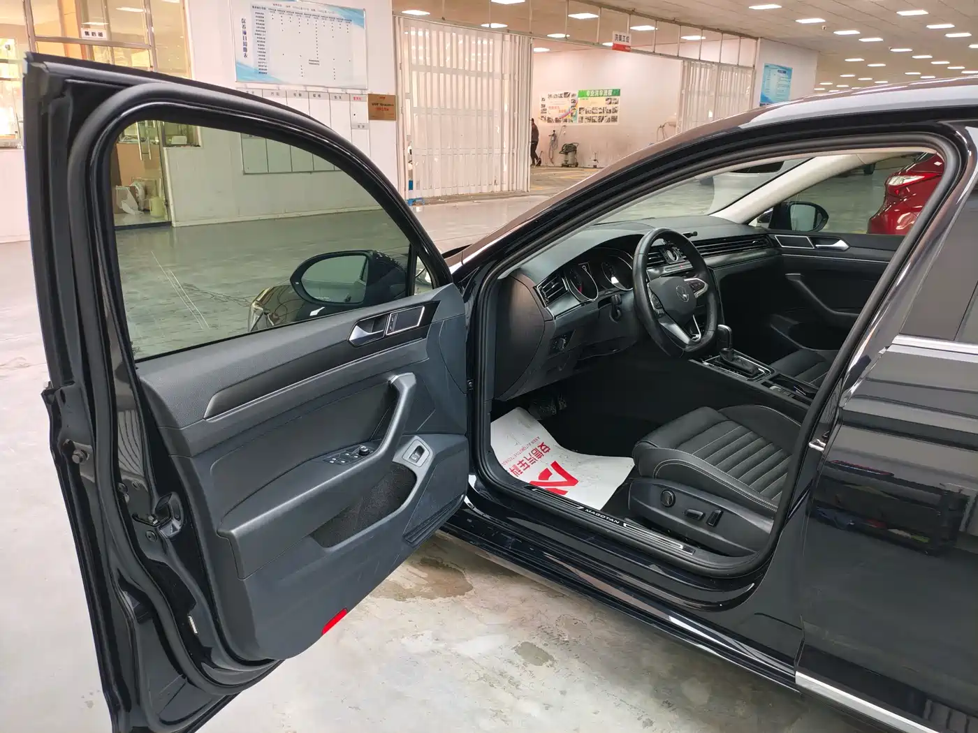 Volkswagen Magotan 2020 330TSI DSG Leading фото 13