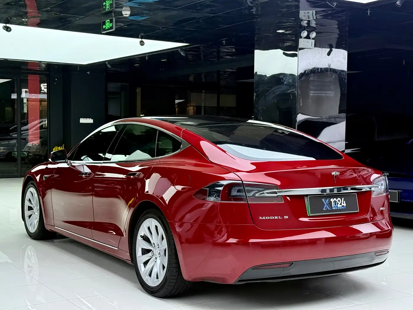 Tesla Model S 2018 2017 Model S 75D Standard Range