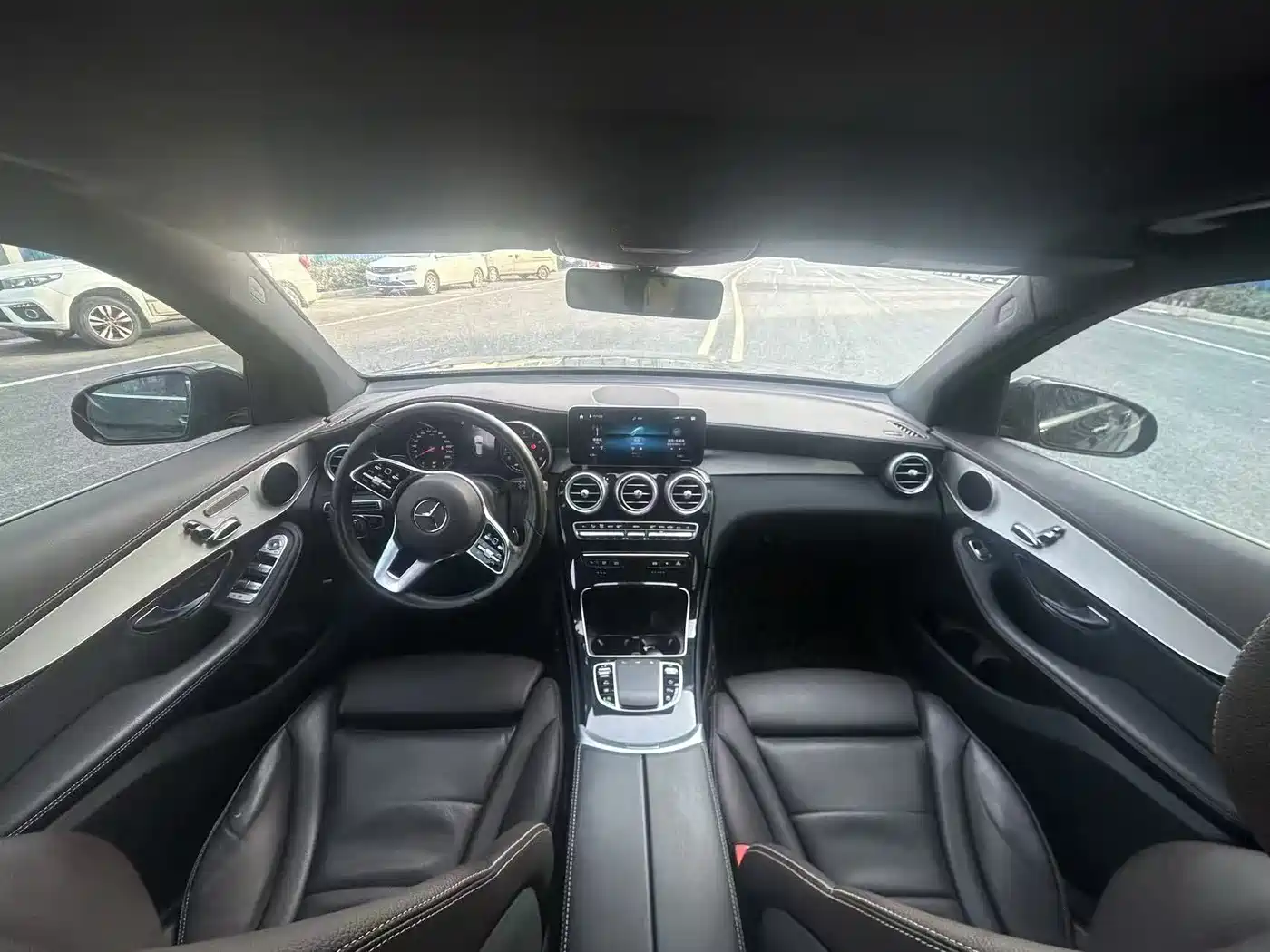 Mercedes-Benz GLC 2020 GLC 260 L 4MATIC Dynamic фото 6