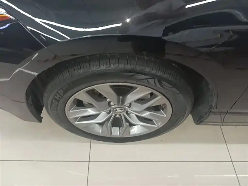 Toyota Avalon 2021 2.5L Luxury Edition фото 23