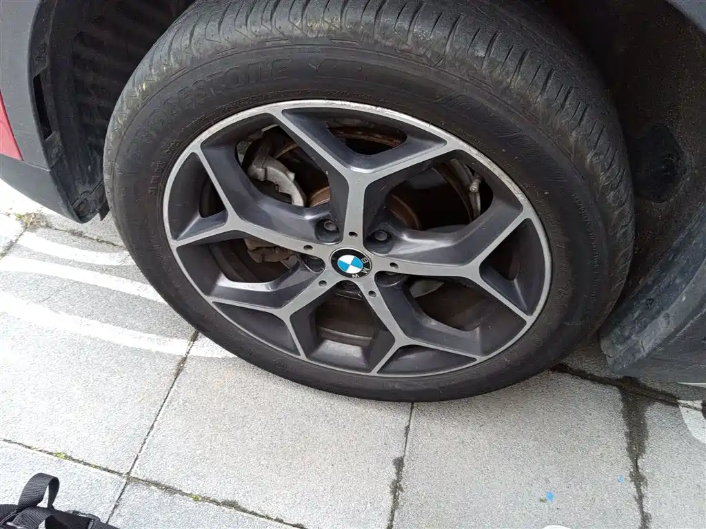 BMW X1 2019 sDrive18Li Premium Model фото 25