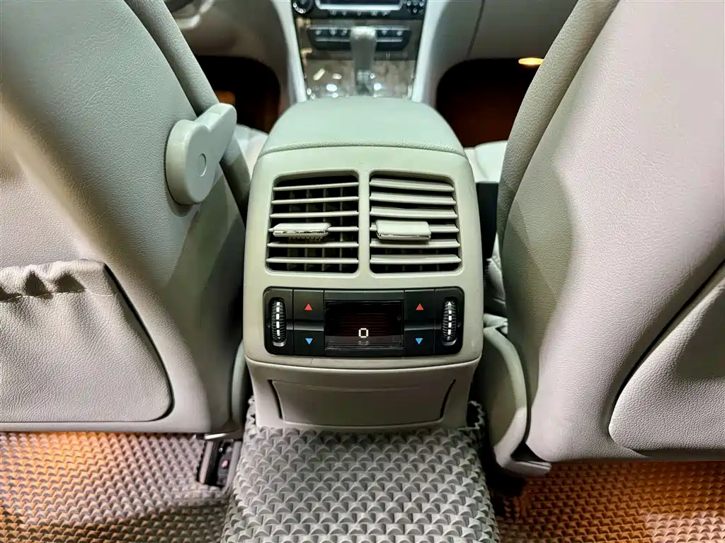 Mercedes-Benz E-Class 2007 E 350 Fashion фото 23