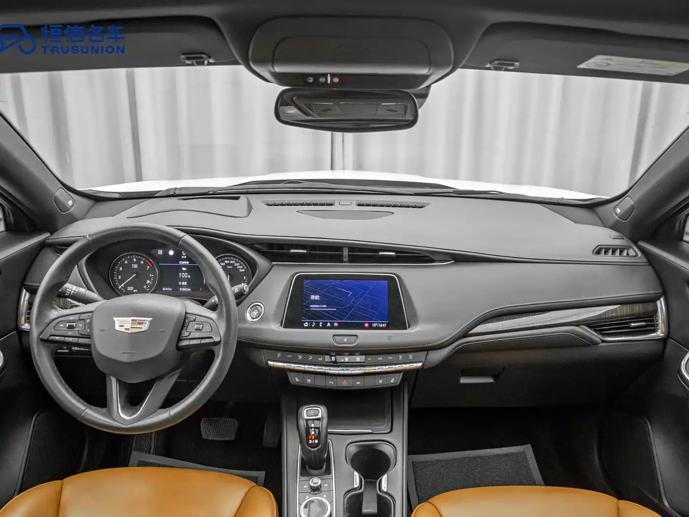 Cadillac XT4 2018 28T AWD Platinum Edition фото 13