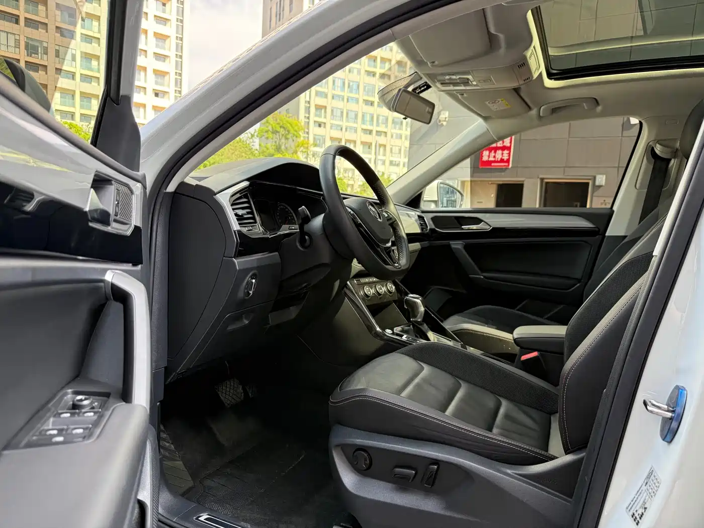 Volkswagen Tayron 2019 330TSI 4WD Luxury China VI фото 20