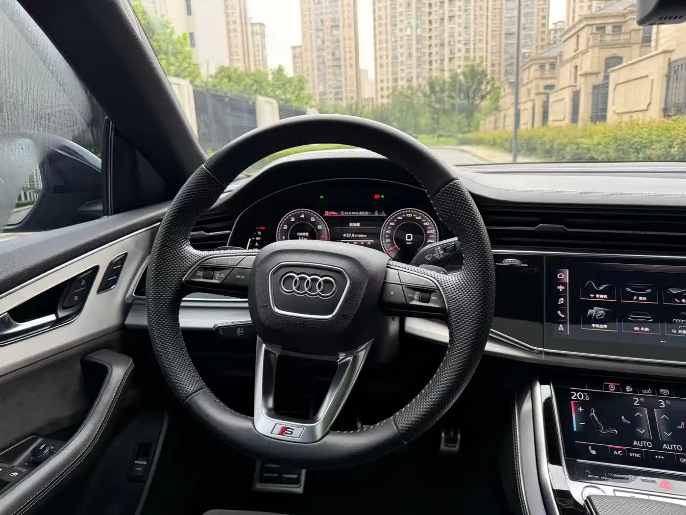 Audi Q8 2020 2019 Model 55 TFSI Premium Dynamic