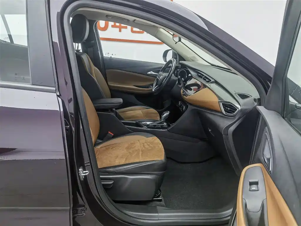 Buick Encore GX 2020 20T CVT 2WD Luxury Model фото 23