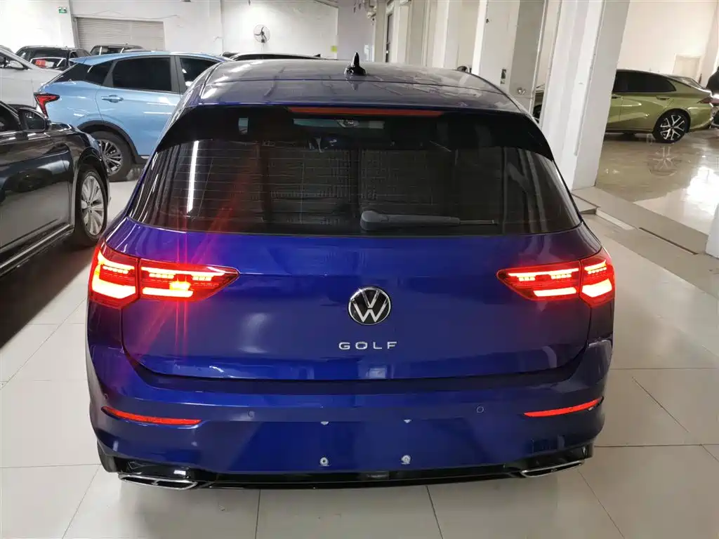 Volkswagen Golf 2021 280TSI DSG R-Line фото 4