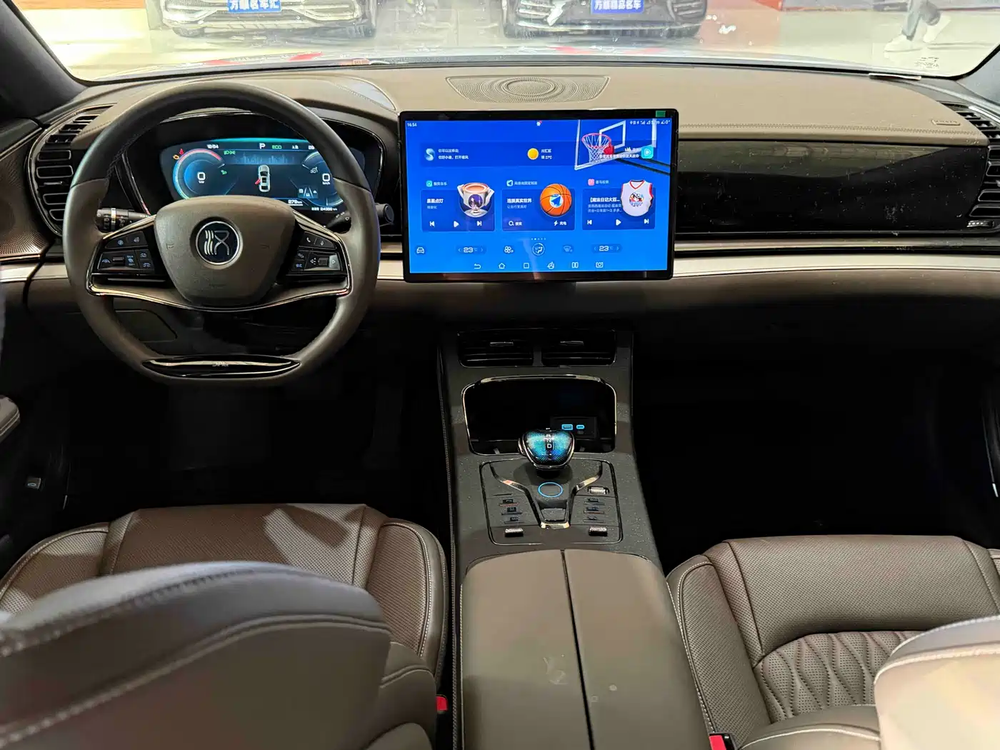 BYD Han 2023 DM-i Champion Edition 121KM Prestige фото 8