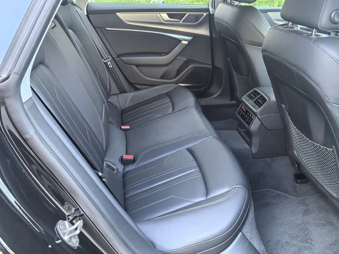 Audi A7 2024 45 TFSI Premium Selection фото 9