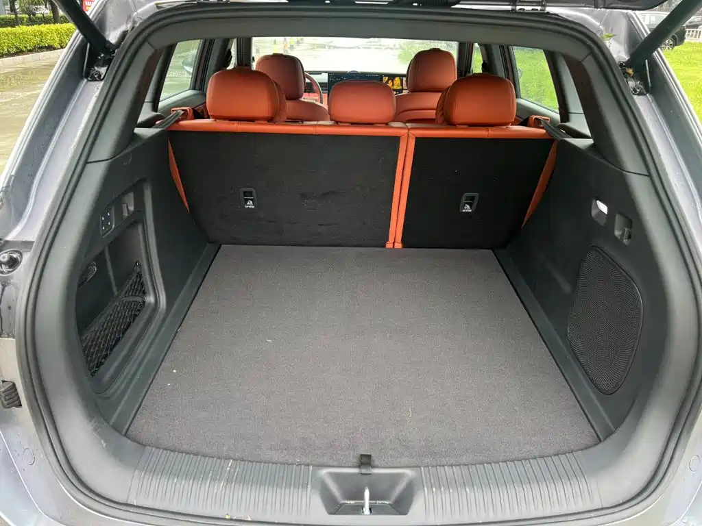 Hongqi HS6 PHEV 2025 2025 High-end Model