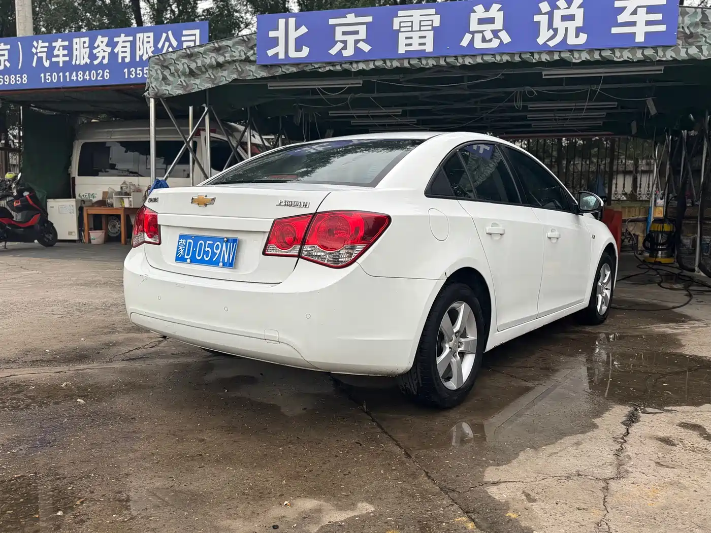 Chevrolet Cruze 2011 1.6L SE AT фото 8