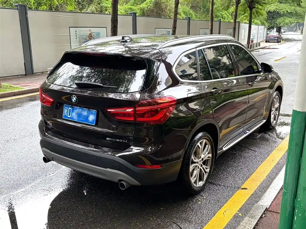 BMW X1 2019 sDrive20Li Leading Model фото 7