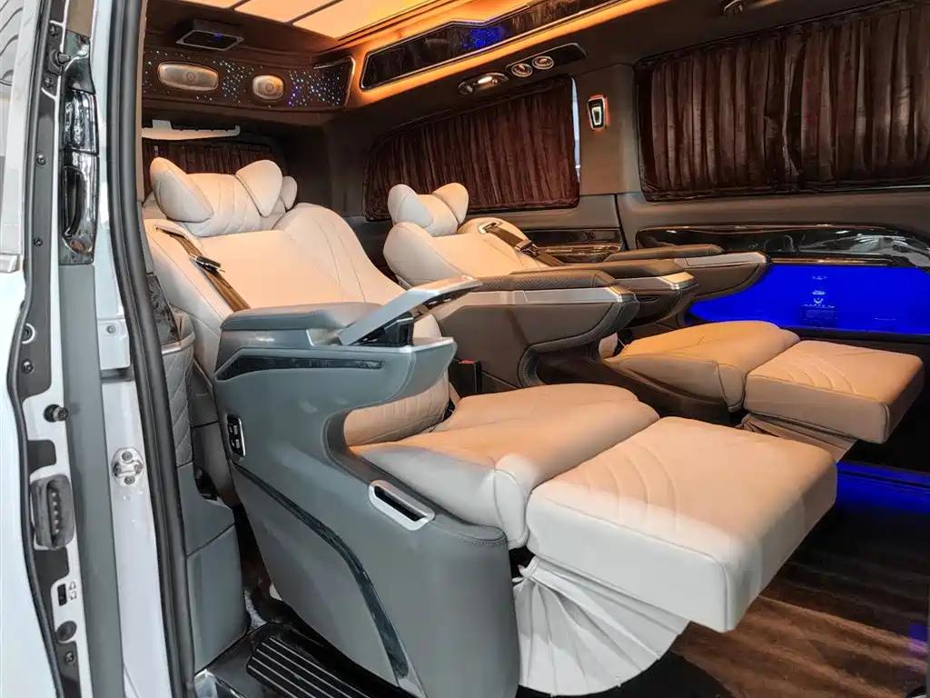 Mercedes-Benz Vito 2021 2.0T Business Edition 7-seater фото 8