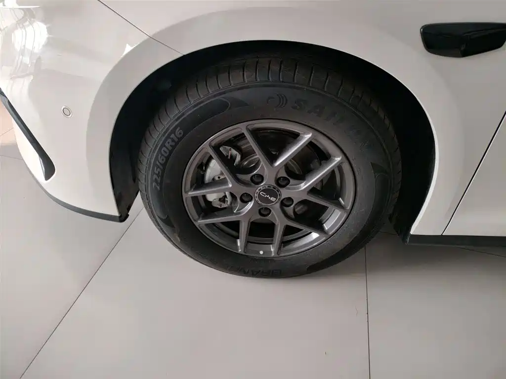 BYD Seal 06 New Energy 2025 DM-i Smart Drive 80KM Luxury фото 23