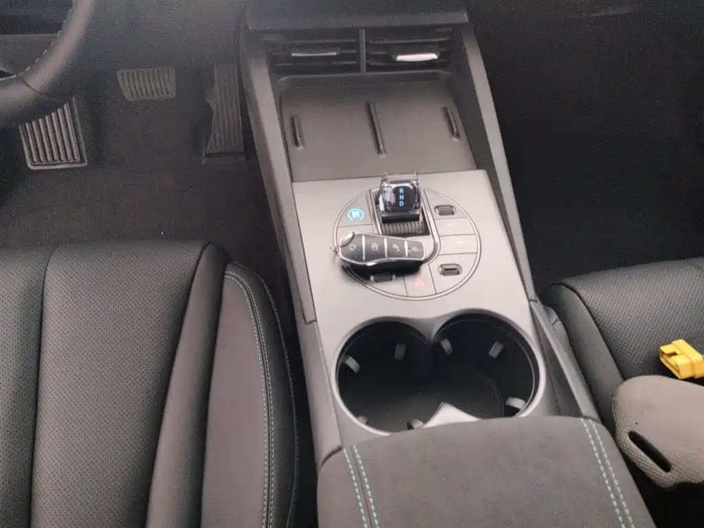 BYD Seal 06 New Energy 2025 DM-i Smart Drive 80KM Luxury фото 14