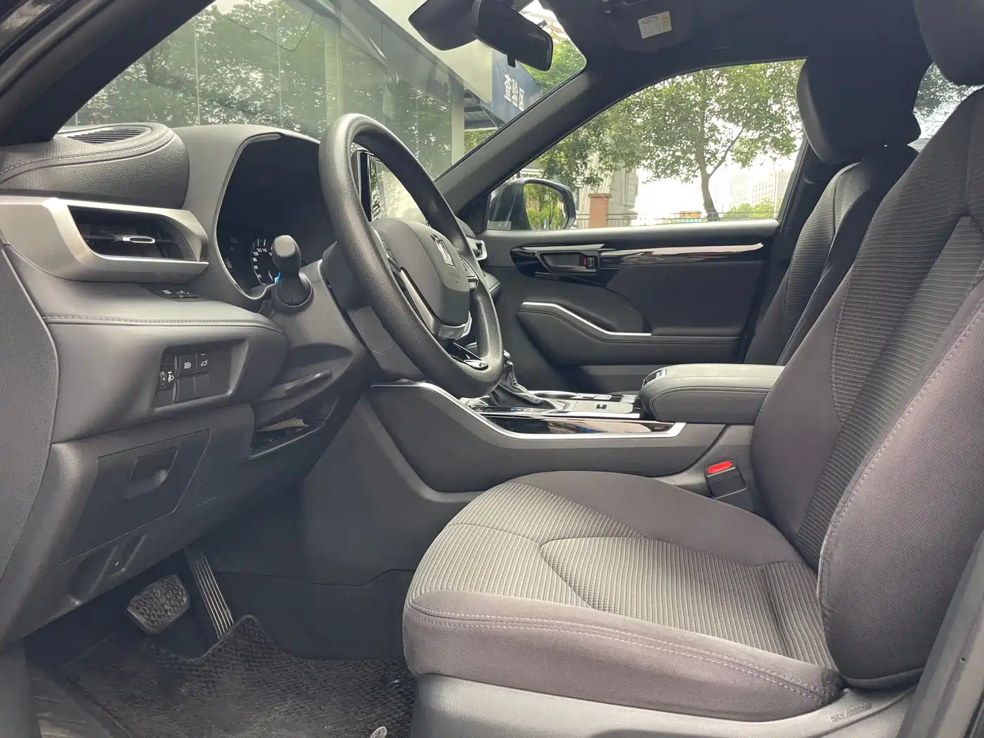 Toyota Crown Kluger 2022 2.5L HEV 2WD Elite Edition фото 5
