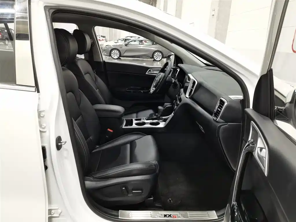 Kia KX5 2016 Model 1.6T Automatic 2WD DLX фото 23