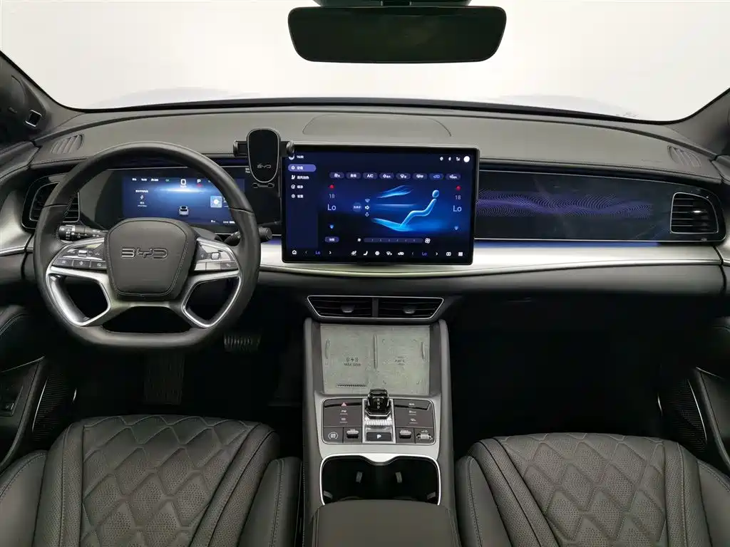 BYD SEA LION 07 EV