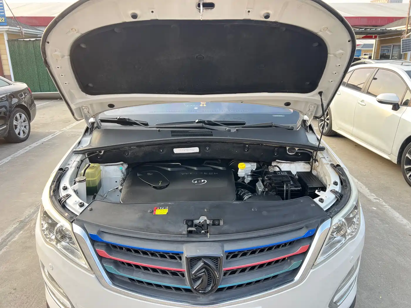 Baojun 560 2016 2016 1.8L Manual Luxury