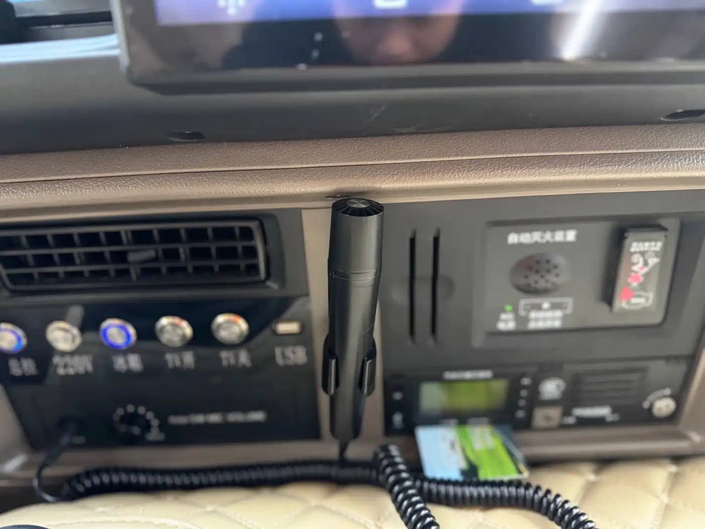 Toyota Coaster 2019 4.0L Luxury Vehicle GRB53L-ZCMEK 20-seater 9GR фото 31