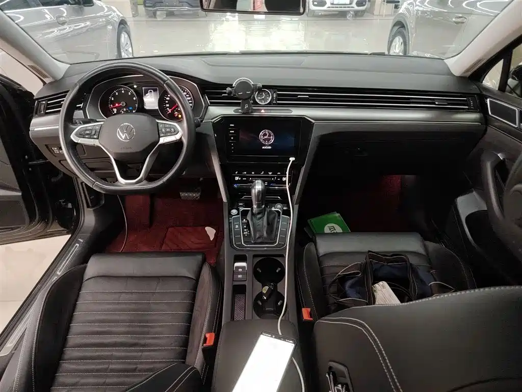 Volkswagen Magotan 2020 330TSI DSG Leading фото 6