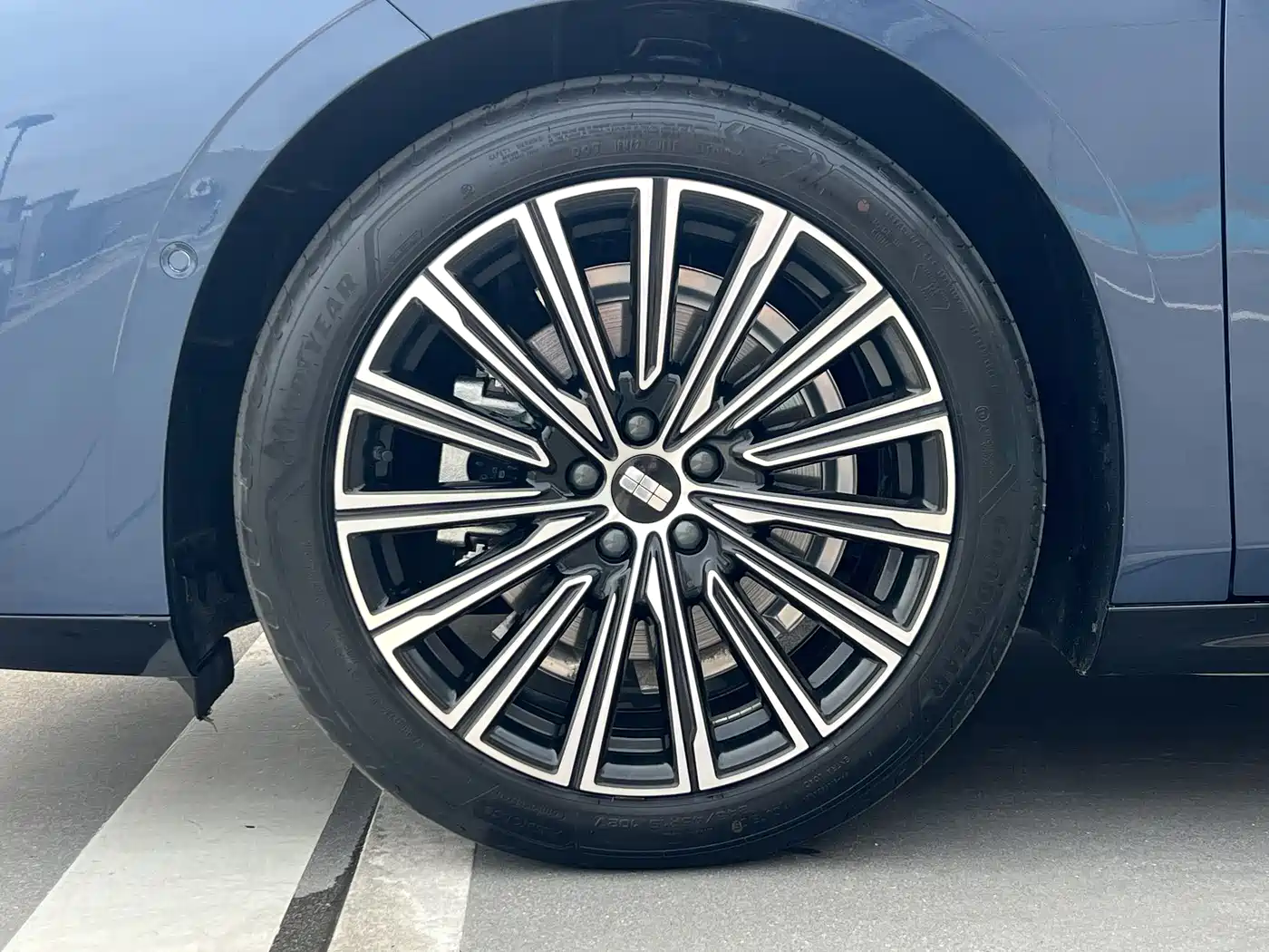 Geely Galaxy Galaxy Xingyao 8 2025 130km EM-P Starship Edition фото 11