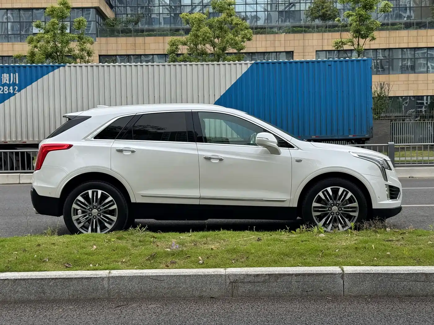 Cadillac XT5 2016 28T AWD Premium Model фото 14