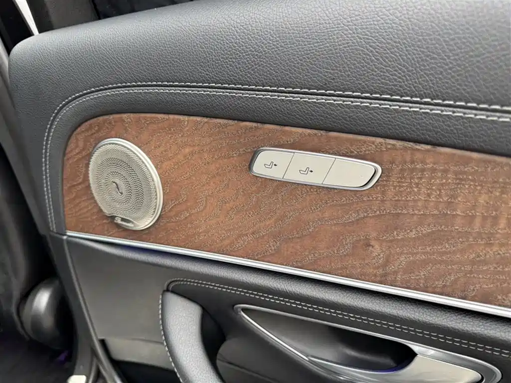 Mercedes-Benz E-Class 2020 E 260 L фото 11