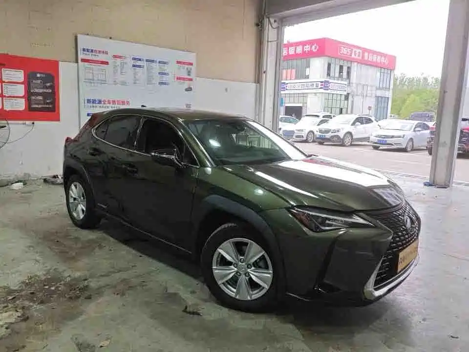 Lexus UX 2020 2020 260h Explore Fun Edition China V