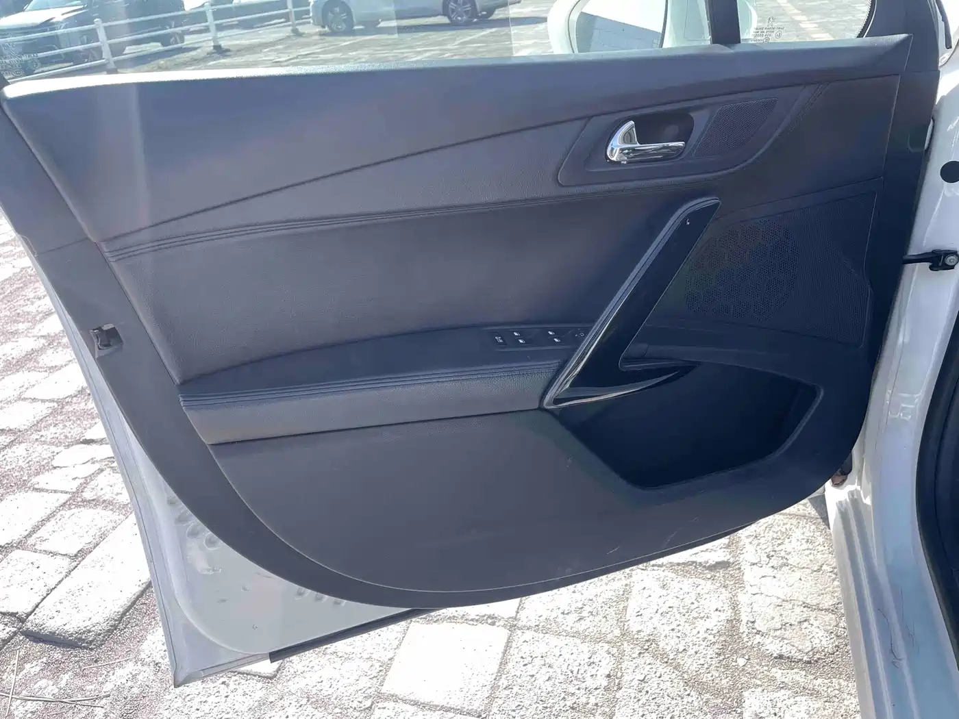 Peugeot 508 2015 1.6THP Auto Excellence Edition фото 14