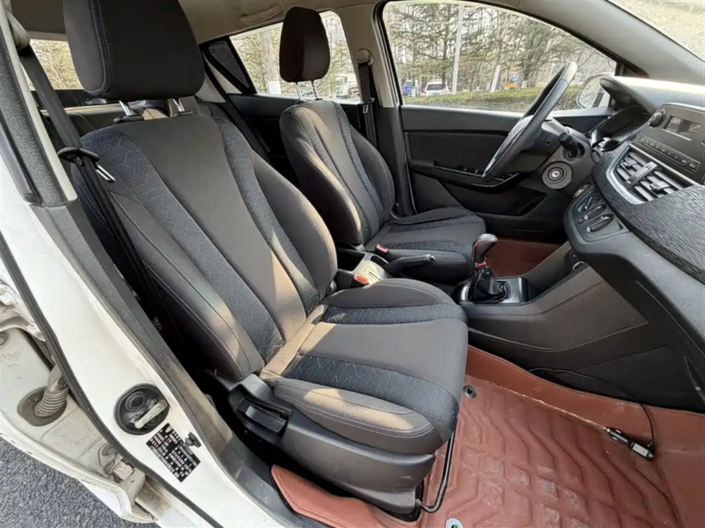 Baojun 310 2019 2016 1.2L Manual Comfort Model