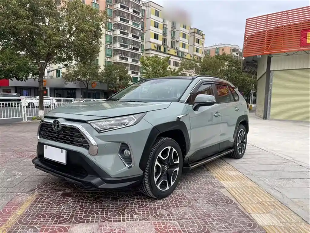 Toyota RAV4 Rongfang 2020 2.0L CVT 4WD Premium Edition фото 2