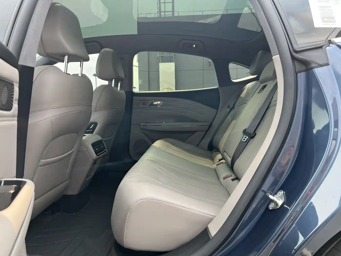 Geely Galaxy Galaxy Xingyao 8 2025 130km EM-P Starship Edition фото 18