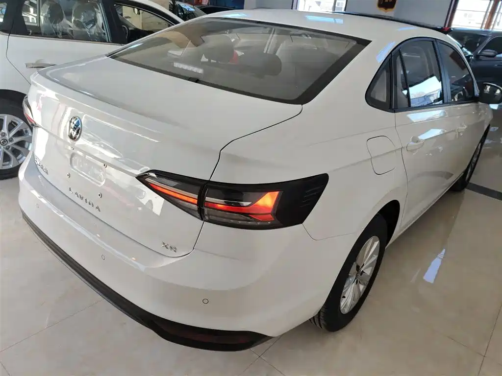 VOLKSWAGEN LAVIDA