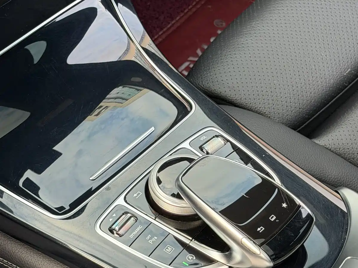 Mercedes-Benz GLC 2016 GLC 200 4MATIC фото 6